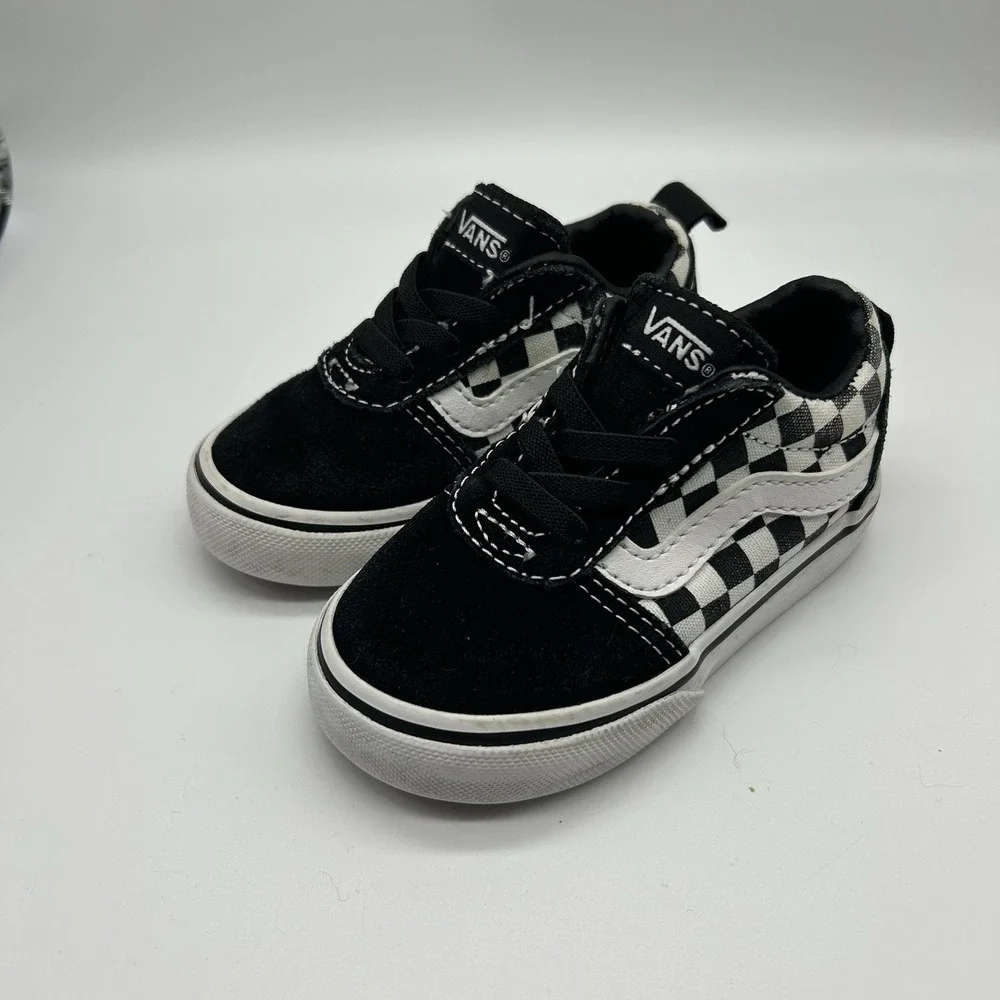 Vans Old Skool Checkerboard Toddler Size 5 Sneakers Black White Skater